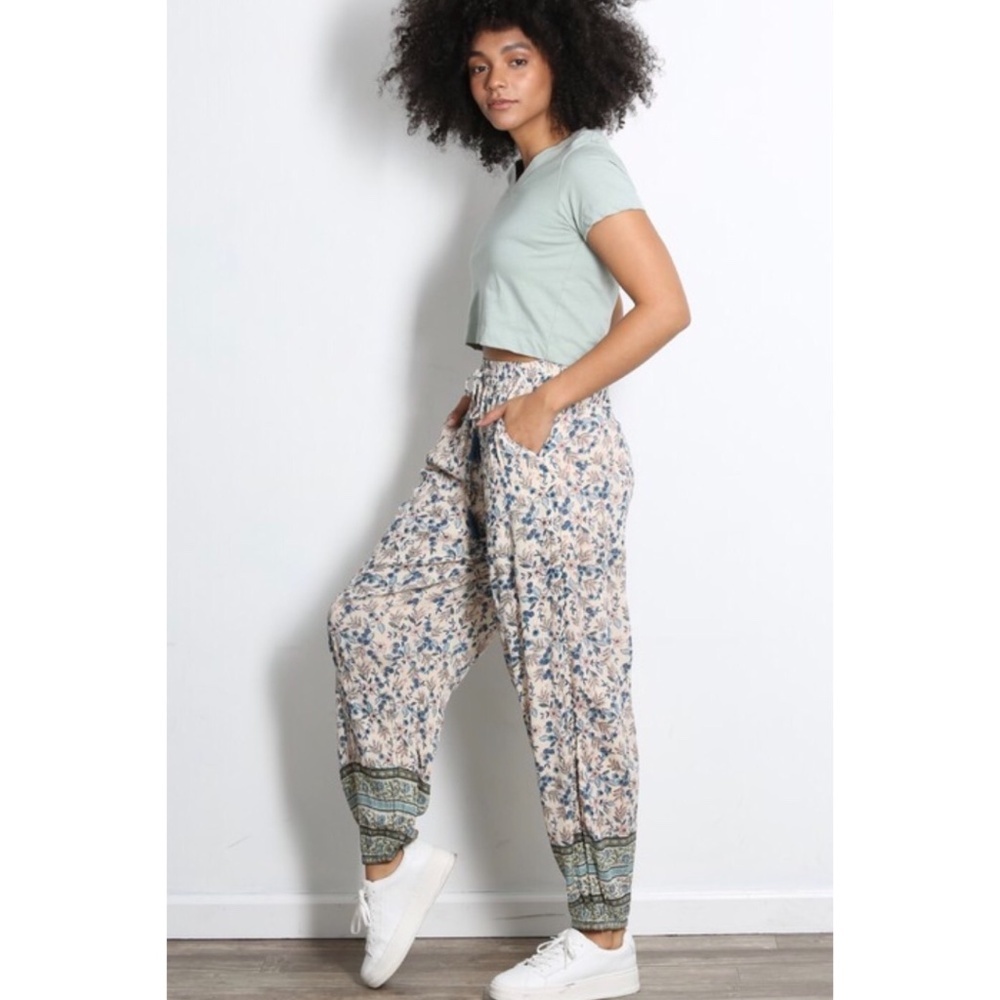 ANGIE Ivory & Blue Floral Print Rayon Joggers - Picture 7 of 8